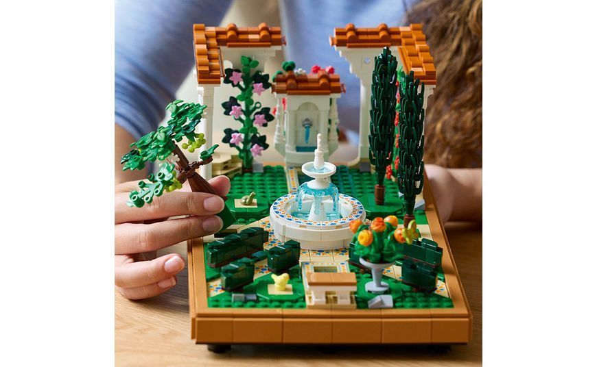Конструктор LEGO 10359 Icons Сад фонтанів T7222K фото