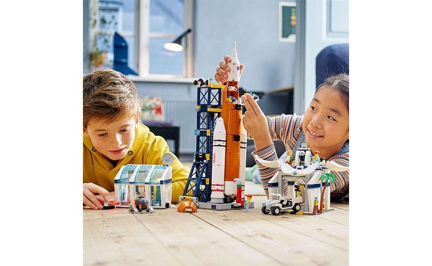 Конструктор LEGO City Космодром (60351) T3992K фото