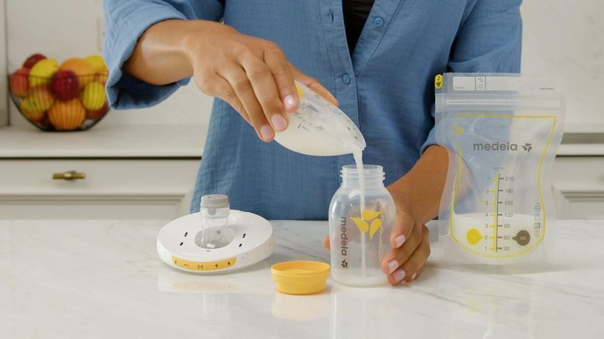 Medela Breastpump Magic InBra Молоковідсмоктувач T3377P фото