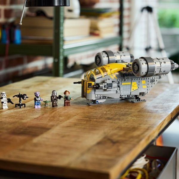 Конструктор LEGO Star Wars 75447 The Razor Crest T5539K фото