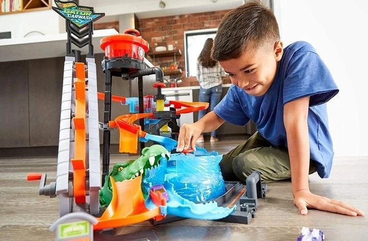 Hot Wheels FTB67 Ultimate Gator Car Wash Playset Ігровий набір Водонапірна башта T2986K фото