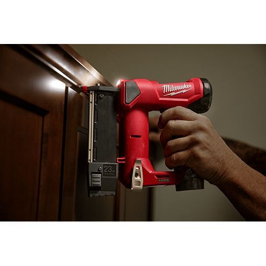 Milwaukee M12 2540-20 каркас Акумуляторний штифтозабивной нейлер T2067 фото