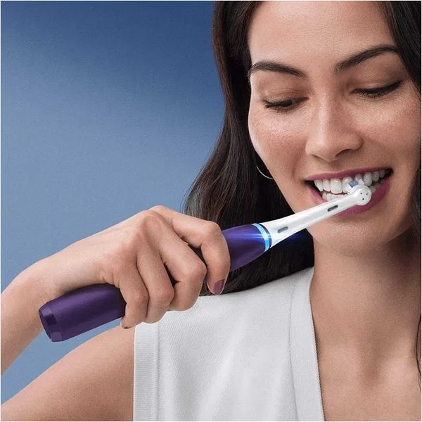 Oral-B iO 8 Duo Black/Purple Набір електричних зубних щіток T7523K фото