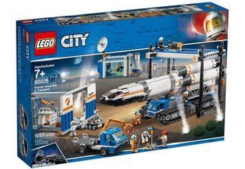 Конструктор LEGO City Сборка ракеты и транспорт (60229) T1717 фото