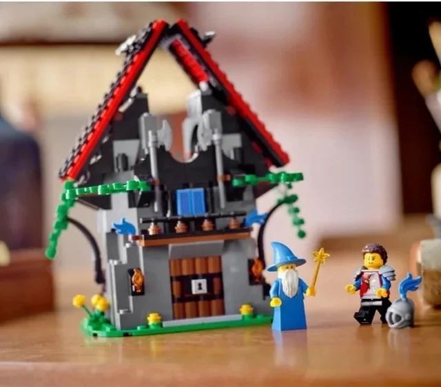 Конструктор LEGO Чарівна майстерня Маджісто (40601) T2389K фото