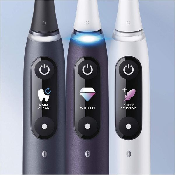 Набор электрических зубных щеток Oral-B iO 8 Black & Purple T3948K фото