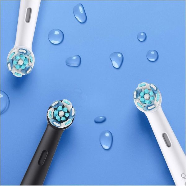 Набор электрических зубных щеток Oral-B iO 8 Black & Purple T3948K фото